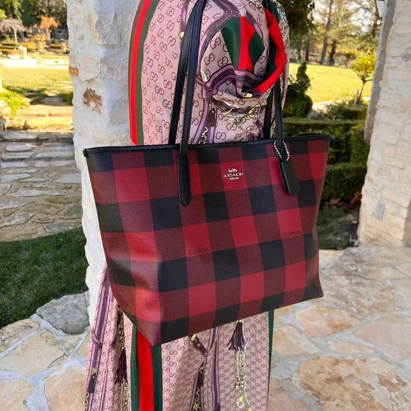Coach buffalo Plaid Check Reversible Tote Handbag&wallet Red Black - Picture 8 of 13